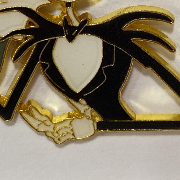 THE NIGHTMARE BEFORE CHRISTMAS DISNEY PIN - Picture 5 of 7